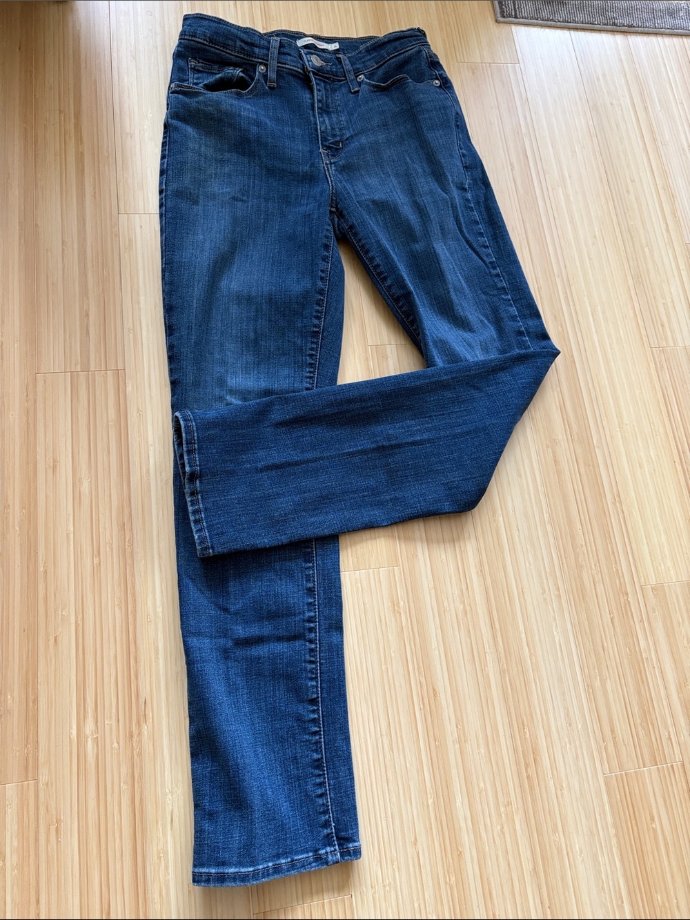 Levi's Indigo Blue Straight-Leg Women's Jeans